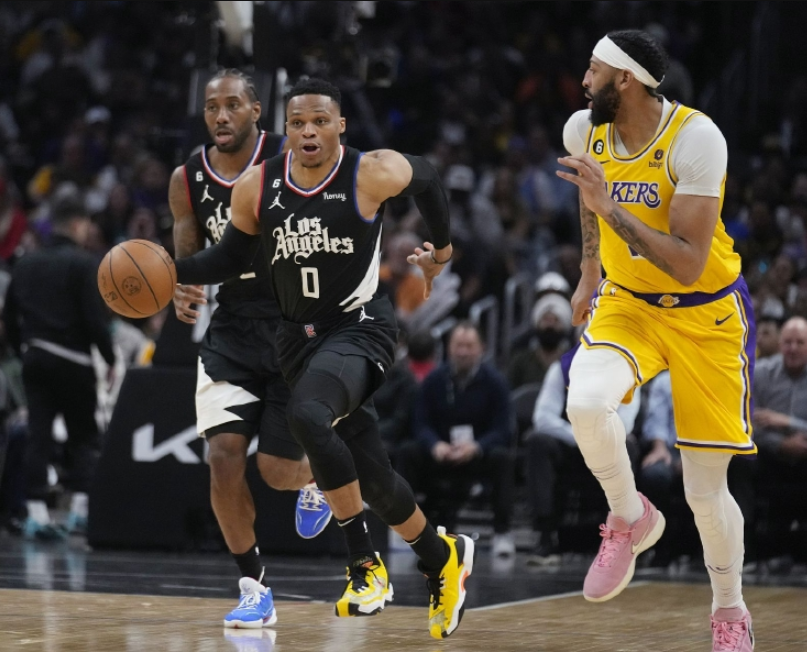 kaiyun官网今晨体能课后，北京国安更衣室发声备战NBA季后赛，悬念犹存，临场指挥获称赞的简单介绍